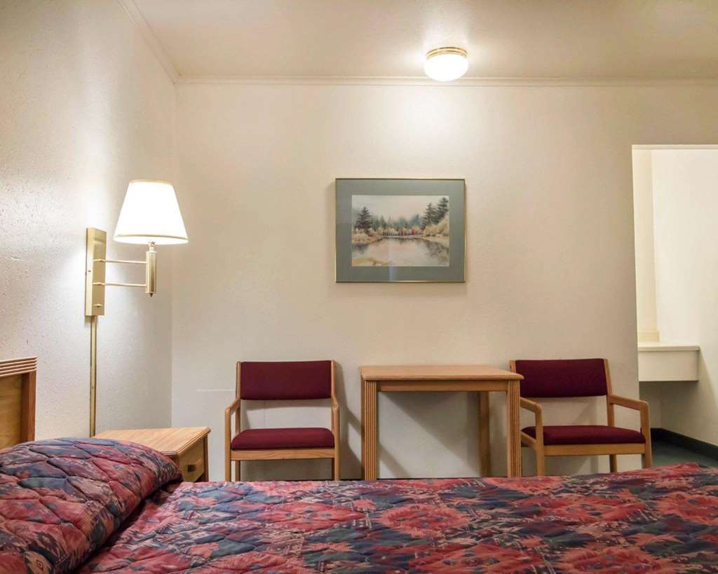 Deer Lodge Motel Sundance Zimmer foto